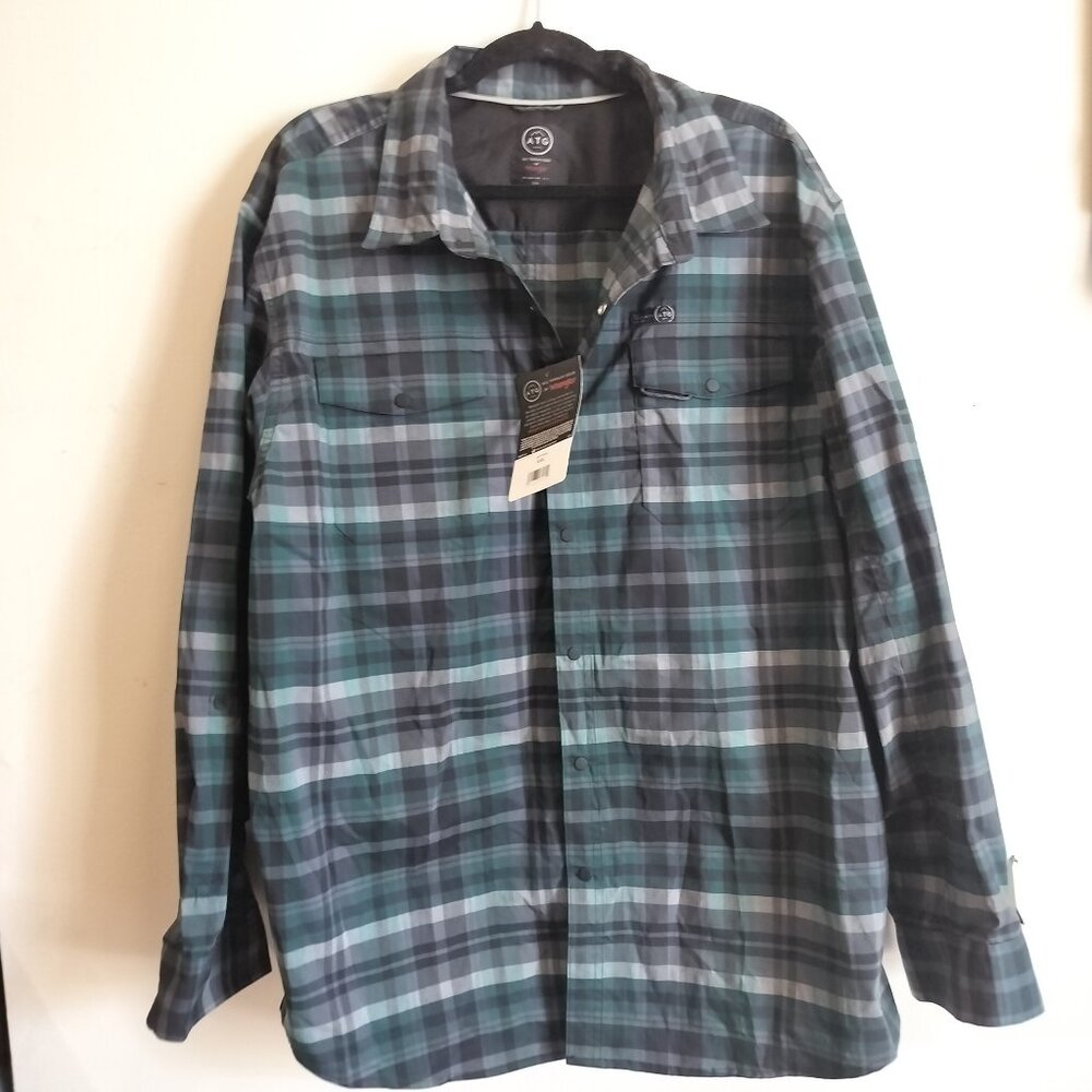 NWT Wrangler ATG All Terrain Gear 2 Pocket Utility Shirt Green Grey Plaid Print
